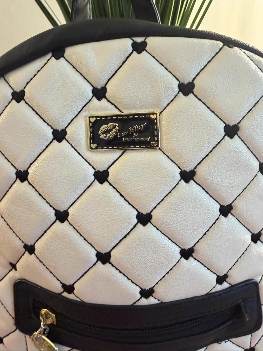 Betsey Johnson luv betsey